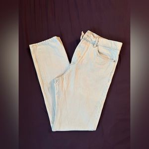 Men’s Calvin Klein jeans 33x32 very light blue wash